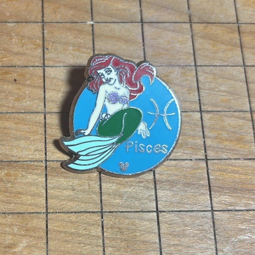 Disney Trading Pins Ariel Tea Coffee Cup, Pisces, Sisters Aquata, Alana No Backs - Picture 7 of 17